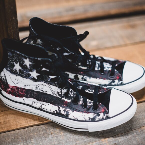 👟 Converse Chuck Taylor All Star “Destroyed Flag USA” Hi Top Sneakers 8/10 - Picture 1 of 6